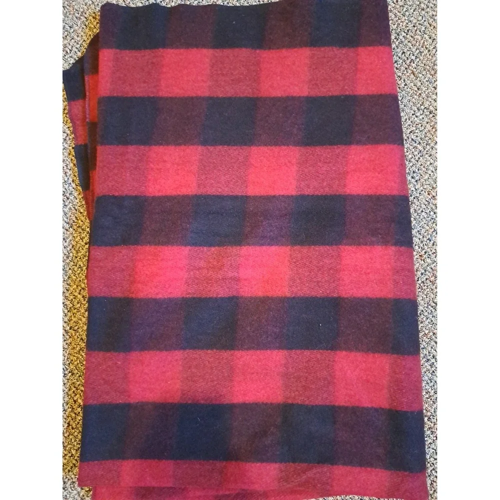 Arcturus Hiebing 80% Wool Washable Throw Blanket Plaid Red/Black Warm Cozy86x66